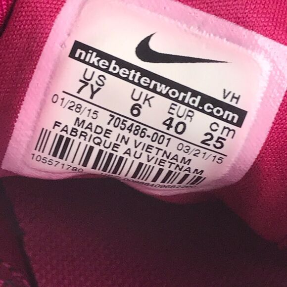 Nike Roshe Run Light Weight Running Shoes Pink 705486-001 Women’s Size 8.5 (7Y) - Picture 10 of 11